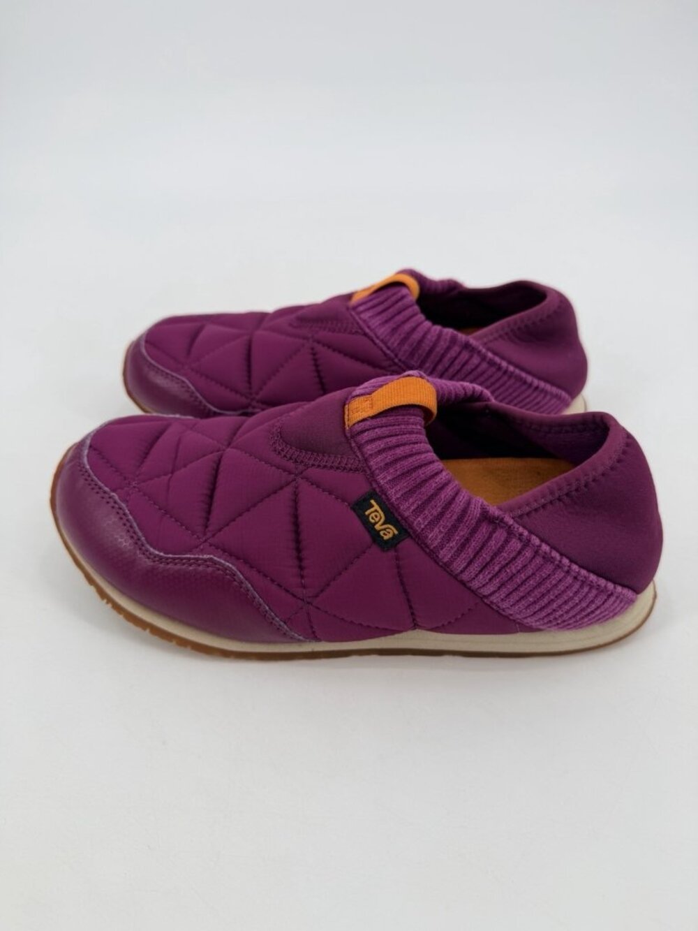 Teva ReEmber Casual Shoes Womens Size 7 Purple Quilted Slip On 1018225